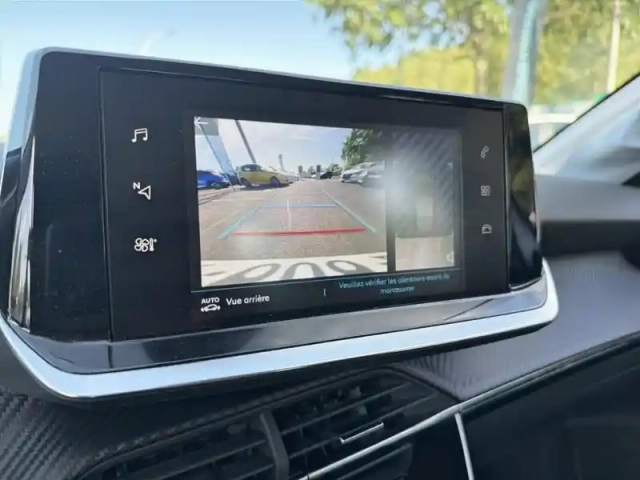 Peugeot 208 electrique 136ch 51 kwh business — photo 26