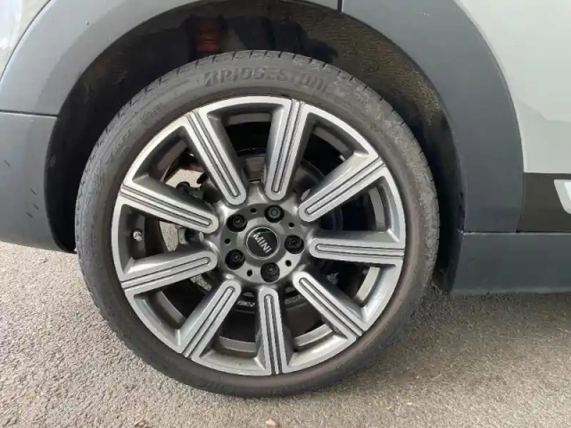 Mini Mini clubman cooper 136ch canonbury bva7 — photo 13