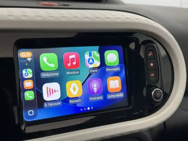 Renault Twingo iii e-tech — photo 32