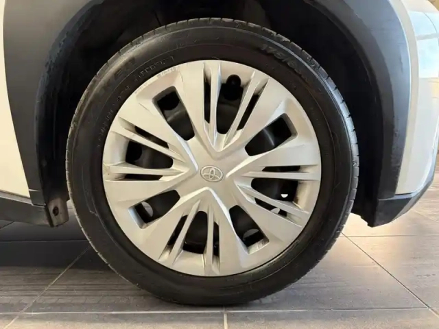 Toyota Aygo X 1.0 vvt-i 72ch dynamic s-cvt my24 — photo 8