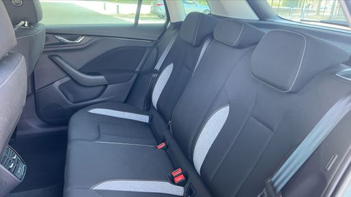 Skoda Kamiq 1.0 TSI 116 DSG7 - Style – 2025 – 23200 km – Essence – Boîte Automatique — photo 18