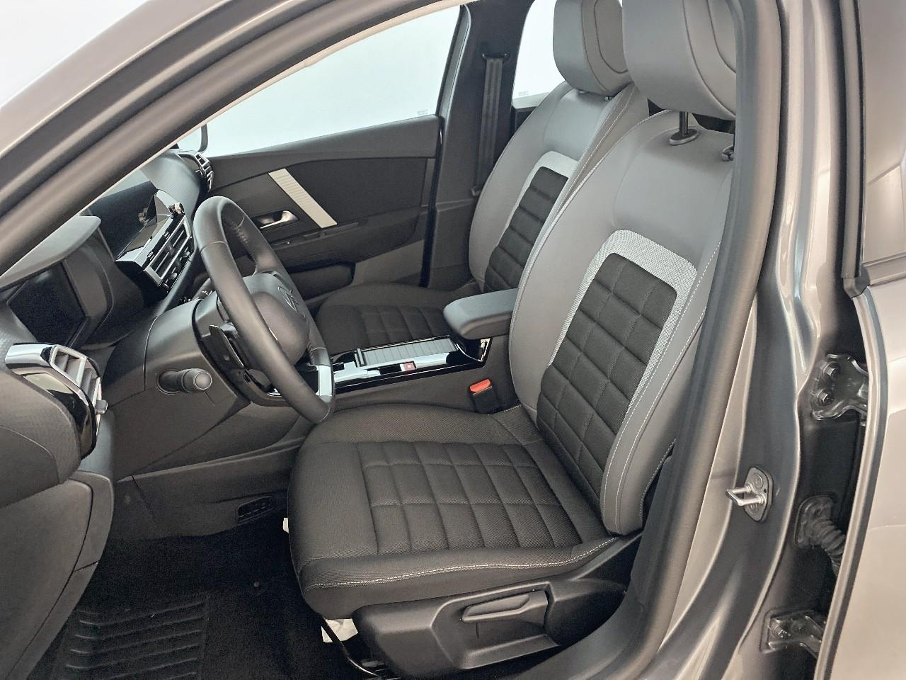 Citroën C4 hybride 136 e-dcs6 plus — photo 9