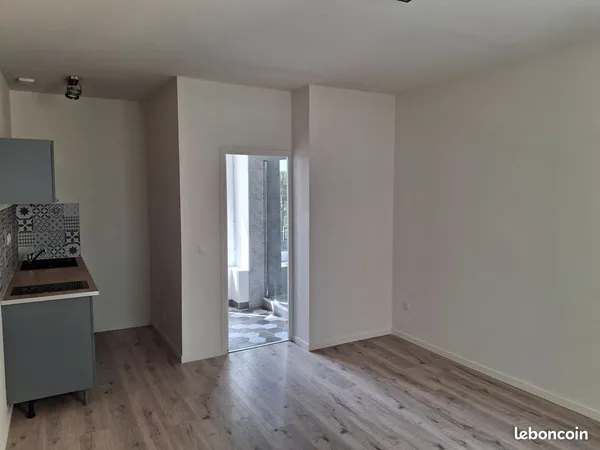 Studio lumineux 24m2 Montereau-Fault-Yonne