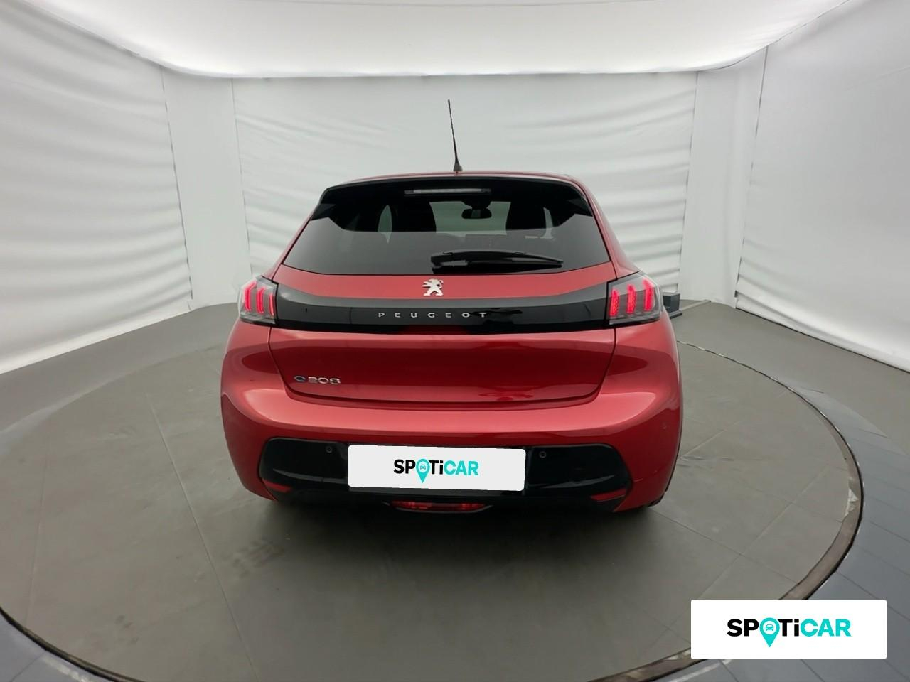 Peugeot 208 e-208 136ch allure pack — photo 5