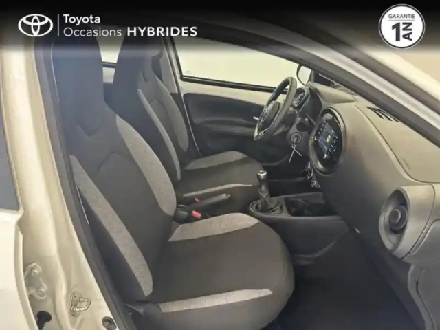 Toyota Aygo X 1.0 vvt-i 72ch dynamic — photo 6
