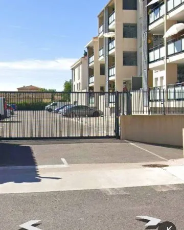 Parking 10 m²