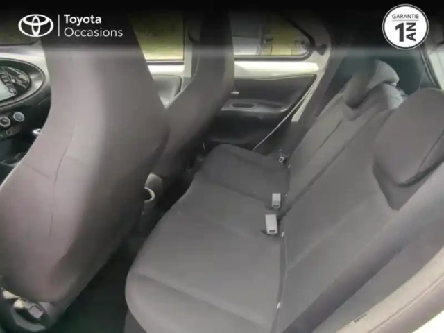 Toyota Aygo x 1.0 vvt-i 72ch dynamic my23 — photo 12