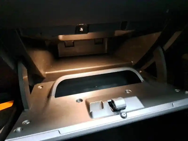 Dacia Duster eco-g 100 4x2 — photo 14
