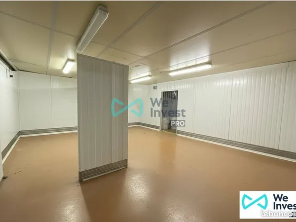 ENTREPOT - LOGISTIQUE 83 m² SAINT-THIBAULT-DES-VIGNES