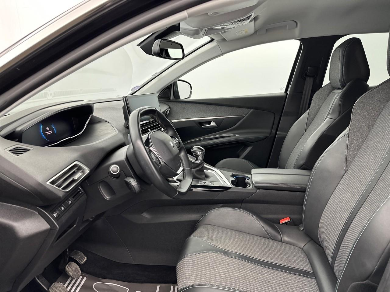 Peugeot 3008 puretech 130ch s&s bvm6 allure pack — photo 9