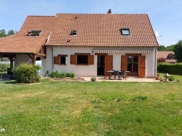 Maison à louer à Marmagne