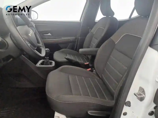 Dacia Sandero eco-g 100 — photo 24