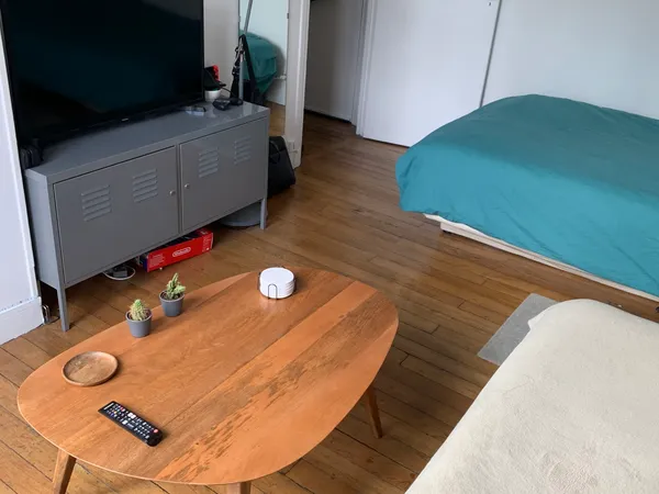 Loue studio meublé