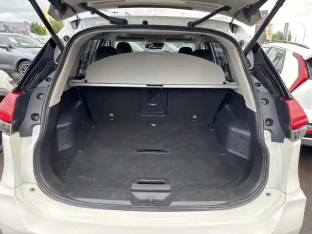 Nissan X-Trail 1.6 dci 130ch tekna — photo 12