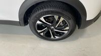 Peugeot 2008 1.5 BlueHDi 130ch S&S Allure EAT8 — photo 20