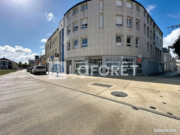 Bureaux 336 m² THOUARS