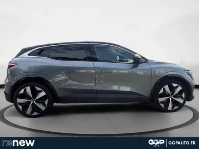 Renault Megane e-tech electric ev60 220ch techno super charge -c — photo 15