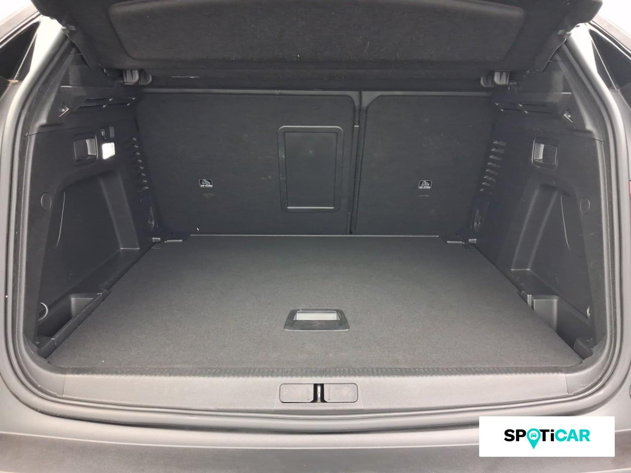 Peugeot 3008 suv 3008 gt puretech 130 s s eat8 — photo 6