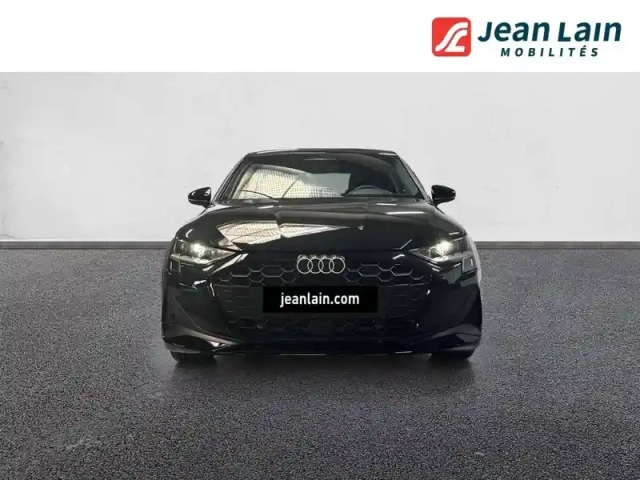 Audi A3 sportback tfsi e hybride rechargeable 204 s tronic 6 — photo 10