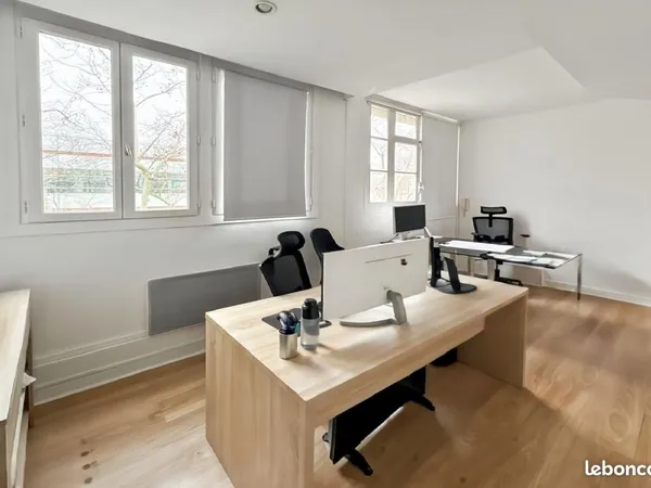 Bureaux 62 m²