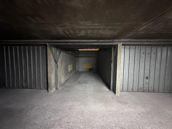 Parking / box Lyon
