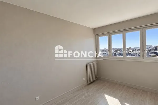 Appartement 4 pièces 74 m²