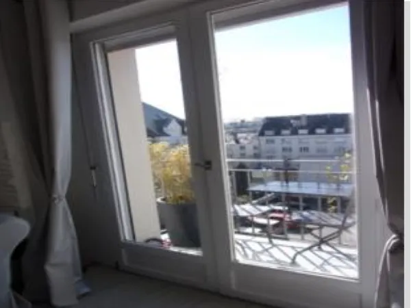 Tours coeur de ville appartement T3 balcon parking cave idéal colocation