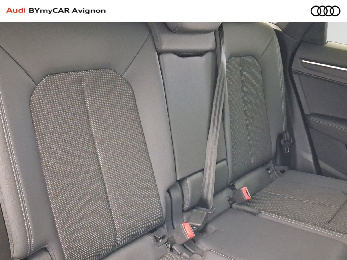 Audi Q3 Sportback 35 TFSI 150 ch S tronic 7 — photo 24