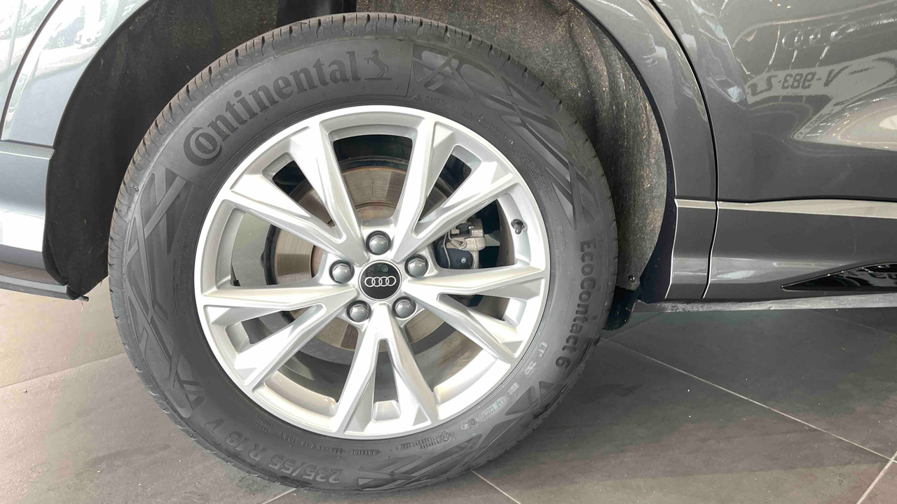 Audi Q3 35 TFSI 150 ch S tronic 7 — photo 27