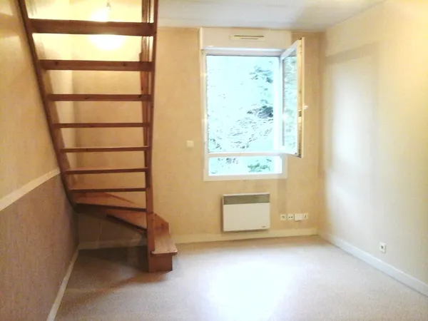 Appartement de 35m2 à louer sur Laval