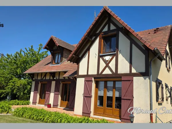 Maison familiale 4 chambres - Sous-sol total - Terrain 1 600 m² - Charmont-sous-Barbuise