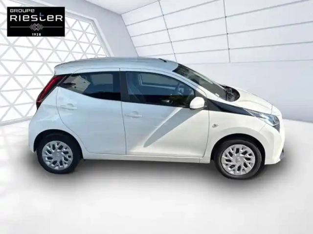 Toyota Aygo 1.0 vvt-i — photo 4