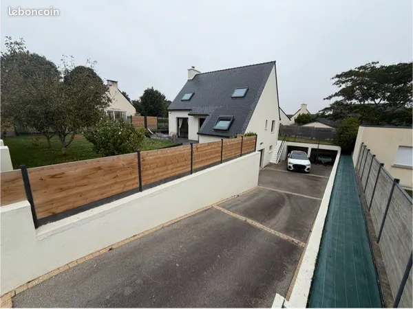Maison familiale 110m2 avec sous-sol complet et jardin clos