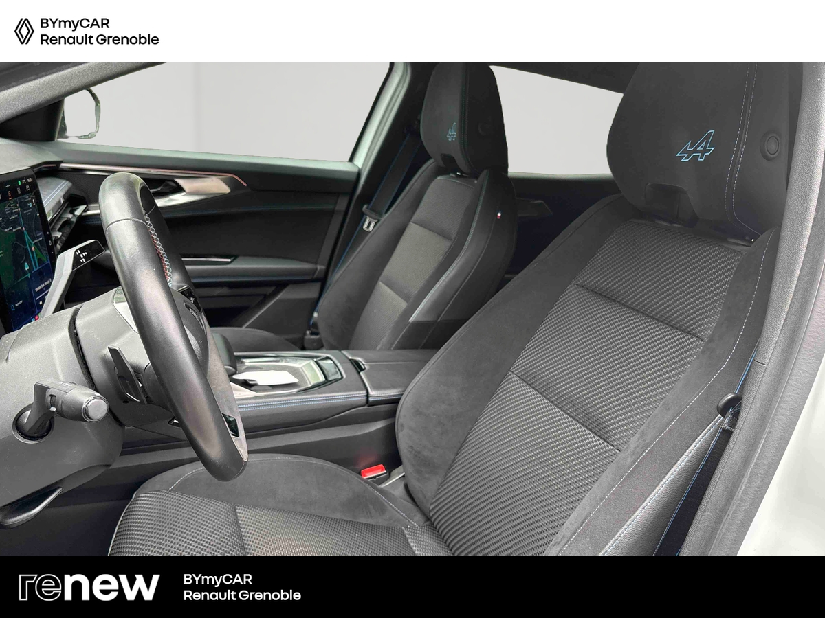 Renault Austral E-Tech hybrid 200 — photo 11