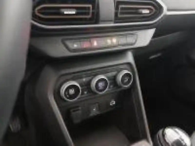 Dacia Sandero 1.0 eco-g 100ch stepway extreme -24 — photo 8