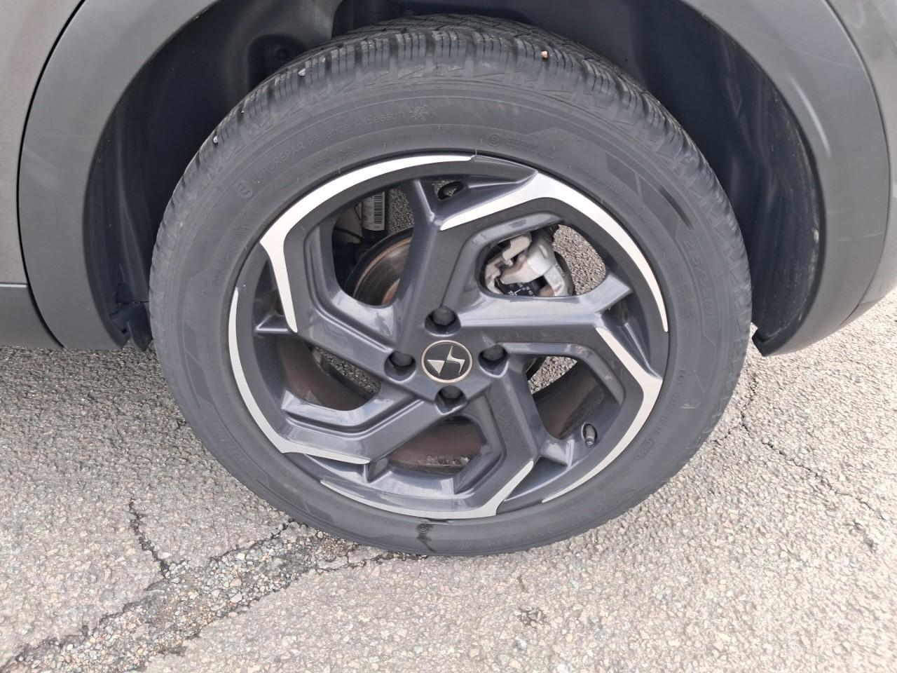 Ds Ds 3 crossback puretech 130 eat8 rivoli — photo 13