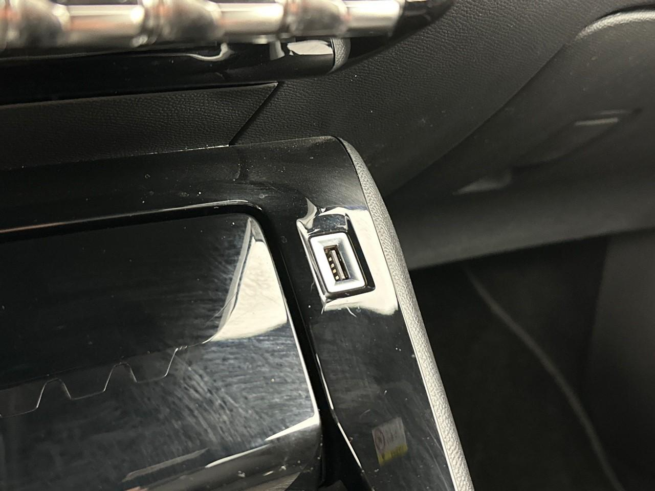Peugeot 2008 puretech 130 s&s bvm6 gt — photo 29