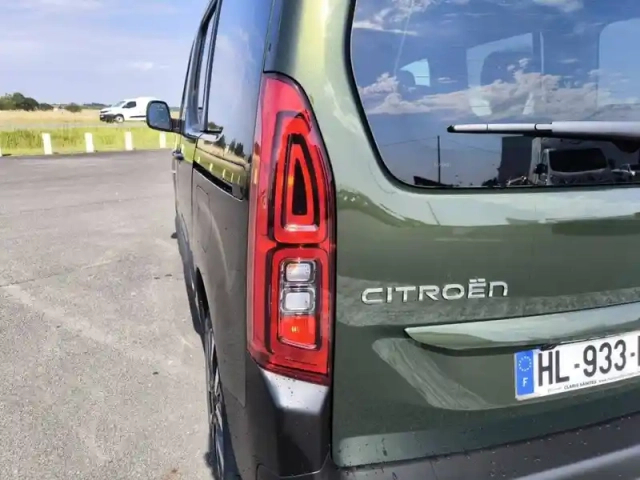 Citroën Berlingo diesel 100 ch m manuelle — photo 17