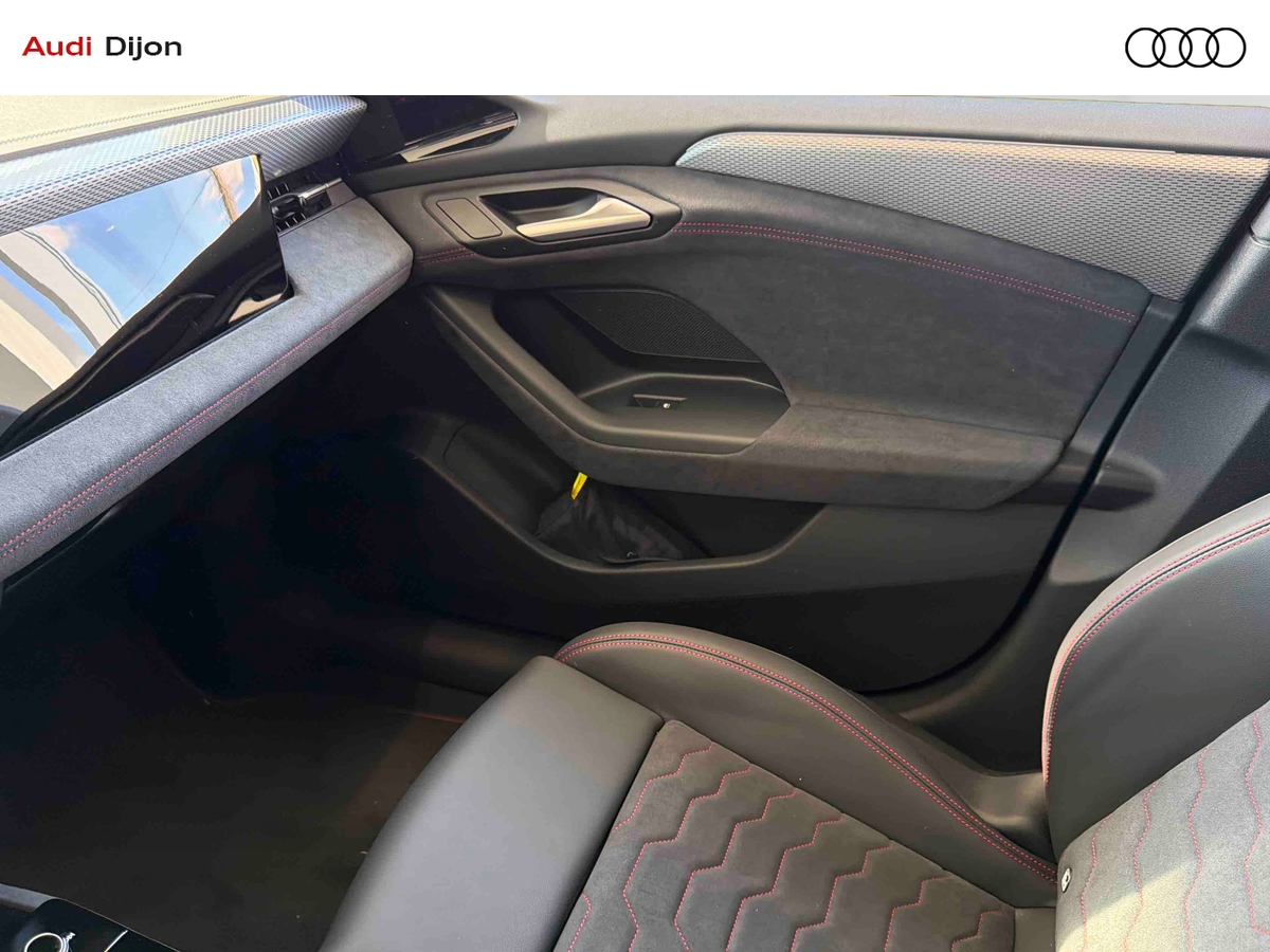 Audi A6 e-tron Avant Performance — photo 21