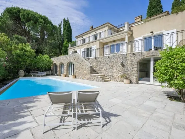 Maison avec terrain 6 pièces 297m²