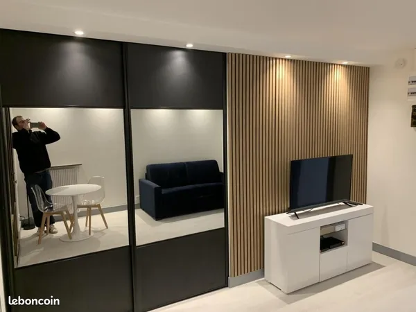 Studio 1 pièce 25 m²