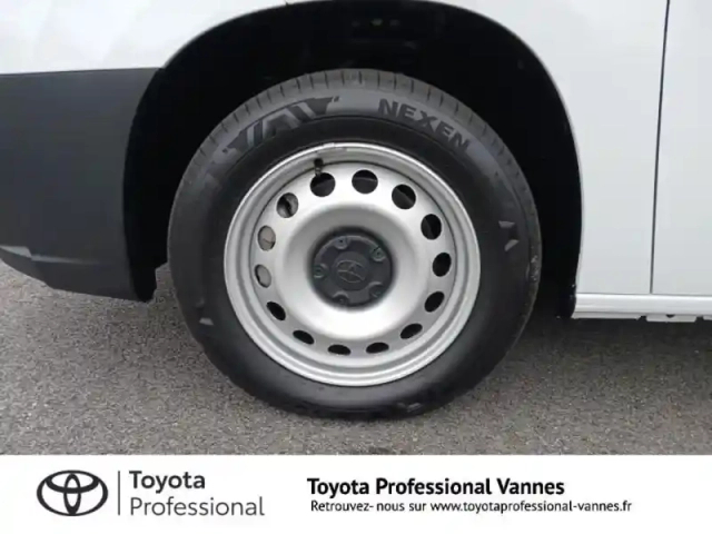 Toyota Proace city medium 130 d-4d start bva mc24 — photo 15