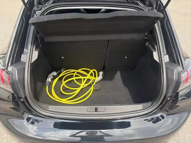 Peugeot 208 electrique 50 kwh 136ch — photo 6