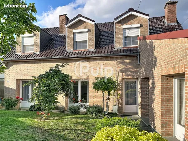 Maison 7 pièces 195 m²