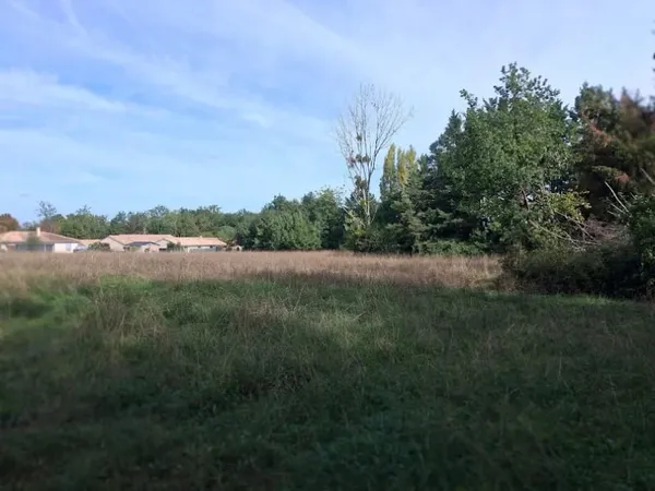 Terrain 1845 m²