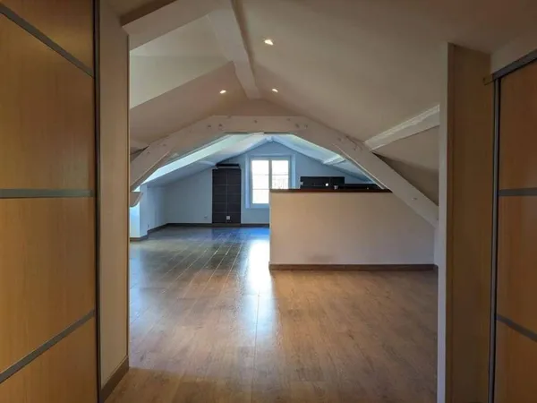Appartement 4 pièces 81 m²