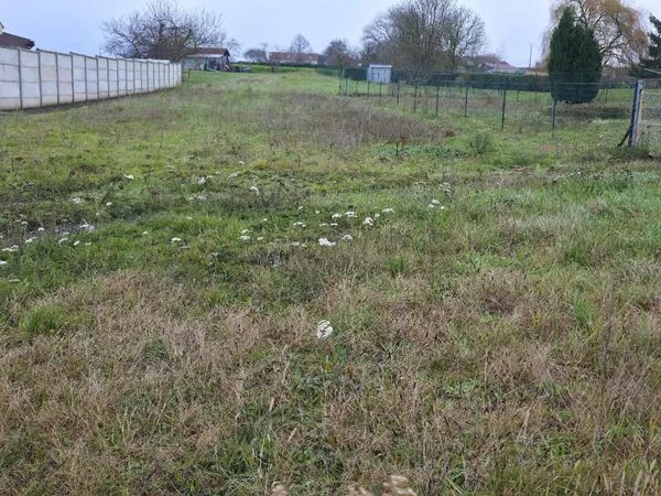Terrain en individuel 1307 m²