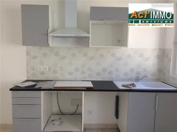 Studio 1 pièce 29 m²