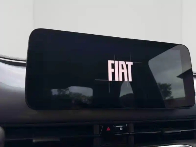 Fiat 500 e 118ch my23 — photo 13