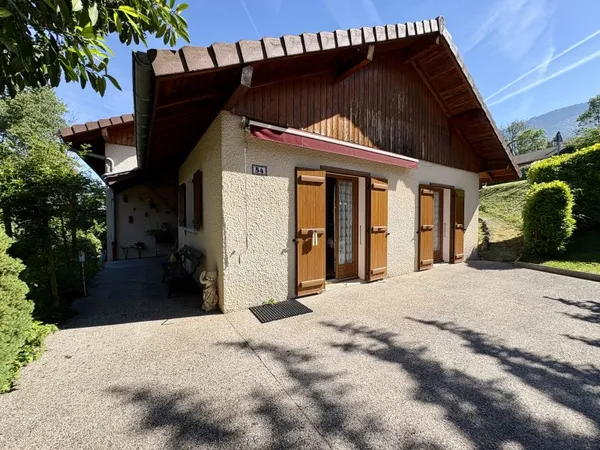 Maison 8 pièces 125 m²